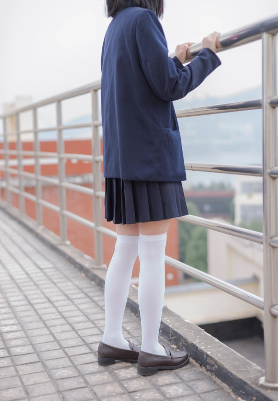 VOL.004 - 轻兰映画