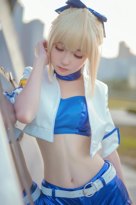 阿尔托莉雅赛车服 - 这个泡泡就是逊啦