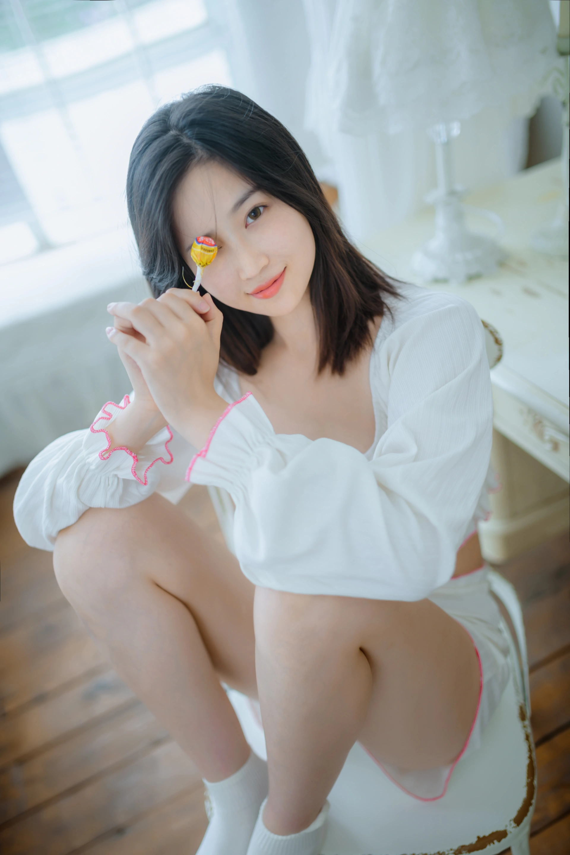 年年nnian – NO.063 爱吃棒棒糖的少女 2